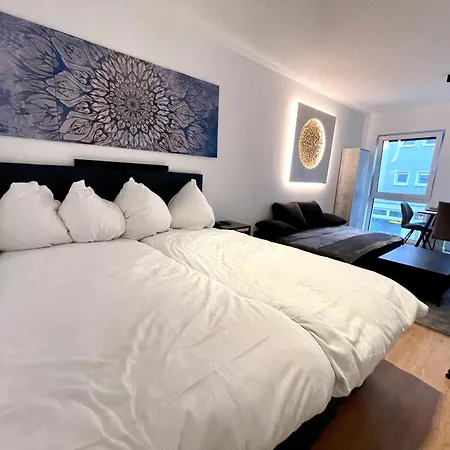 Barrierefreies City-studio Mit Balkon In Top-lage