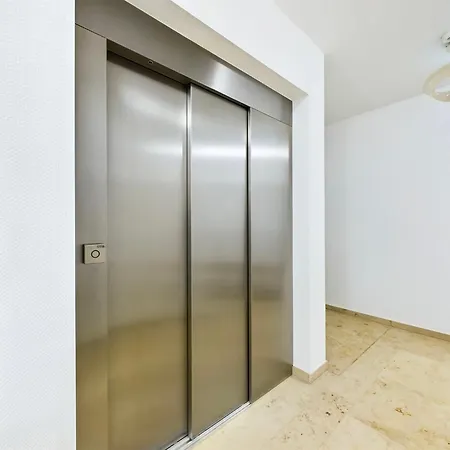 Lägenhet Barrierefreies City-studio Mit Balkon In Top-lage Hannover