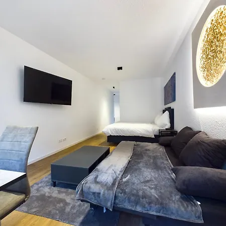 Barrierefreies City-studio Mit Balkon In Top-lage ハノーファー